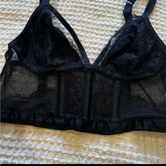 VICTORIAS SECRET Very Sexy Black Mesh Lace Bustier Corset Medium - Picture 3 of 8